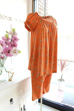 画像をギャラリービューアに読み込む, IKUKO 60接結花柄プリント パジャマ