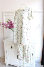 画像をギャラリービューアに読み込む, IKUKO 60接結花柄プリント パジャマ