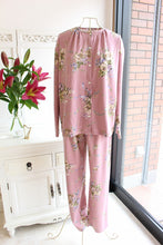 画像をギャラリービューアに読み込む, IKUKO スムース花柄プリント 全開パジャマ