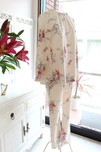 画像をギャラリービューアに読み込む, IKUKO スムース花柄プリント ラグランスリーブパジャマ