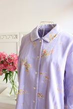 画像をギャラリービューアに読み込む, IKUKO 綾ネル花柄プリント 襟付き長袖パジャマ