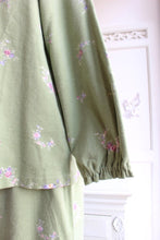 画像をギャラリービューアに読み込む, IKUKO 綾ネル花柄プリント ラグランスリーブパジャマ