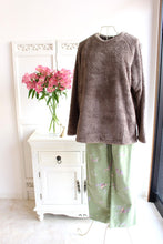 画像をギャラリービューアに読み込む, IKUKO 綾ネル花柄プリント&シープボア パジャマ