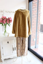 画像をギャラリービューアに読み込む, IKUKO ベロアボンバーフリース&ダブルガーゼ起毛花柄プリント パジャマ