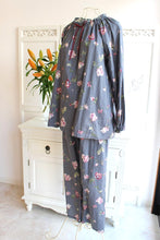 画像をギャラリービューアに読み込む, IKUKO ダブルガーゼ花柄プリント ラグランスリーブ長袖パジャマ