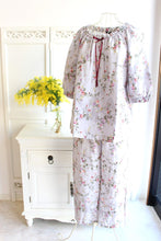 画像をギャラリービューアに読み込む, ダブルガーゼ花柄プリント ラグランスリーブパジャマ