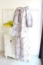 画像をギャラリービューアに読み込む, ダブルガーゼ花柄プリント ラグランスリーブパジャマ