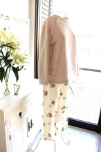 画像をギャラリービューアに読み込む, IKUKO フリース&Wガーゼ起毛花柄パジャマ