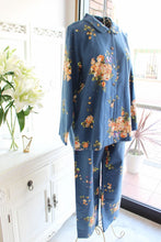 画像をギャラリービューアに読み込む, IKUKO 綾ネル花柄襟付パジャマ