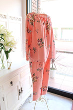 画像をギャラリービューアに読み込む, IKUKO 綾ネル花柄丸首パジャマ