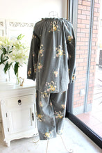 画像をギャラリービューアに読み込む, IKUKO 綾ネル花柄プリントパジャマ
