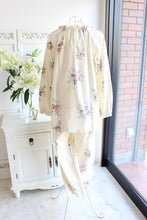 画像をギャラリービューアに読み込む, IKUKO 綾ネル花柄プリントパジャマ