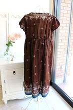 画像をギャラリービューアに読み込む, IKUKO ローン花柄ボーダープリント ルームワンピース