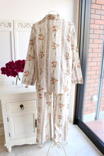 画像をギャラリービューアに読み込む, IKUKO ダブルガーゼ花柄プリント 襟付きパジャマ