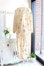 画像をギャラリービューアに読み込む, 【50%OFF!】IKUKO Wガーゼ花柄プリント タックパジャマ
