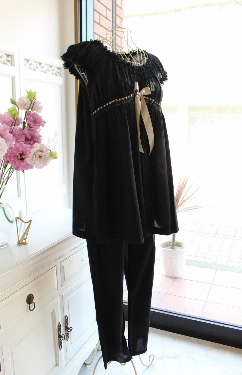 IKUKO　日本製　パジャマ　ゆったりM　新品未使用　定価 25000円+税 IKUKO ビンテージワッシャーサテン パジャマ – La Sorbonne