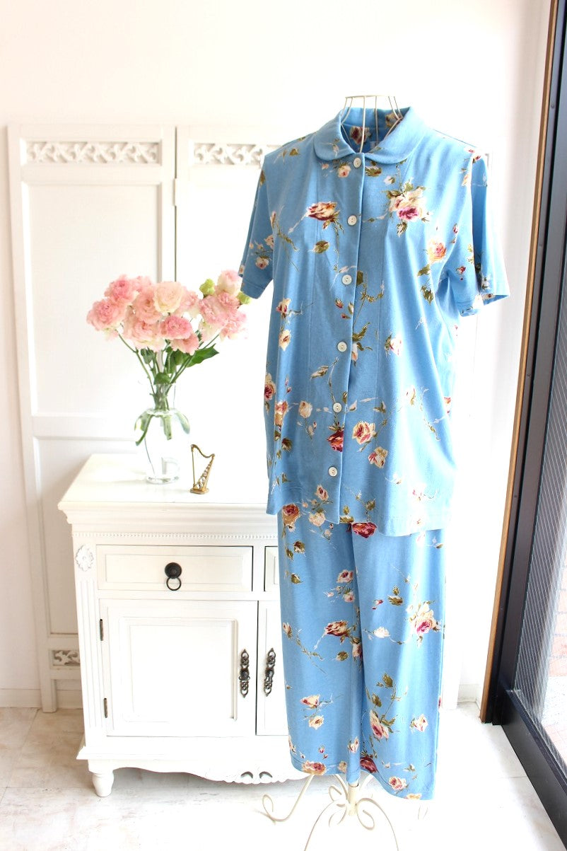 【新品、未使用】イクコのセットアップ IKUKO｜イクコの通販｜ELLE SHOP (エル・ショップ)